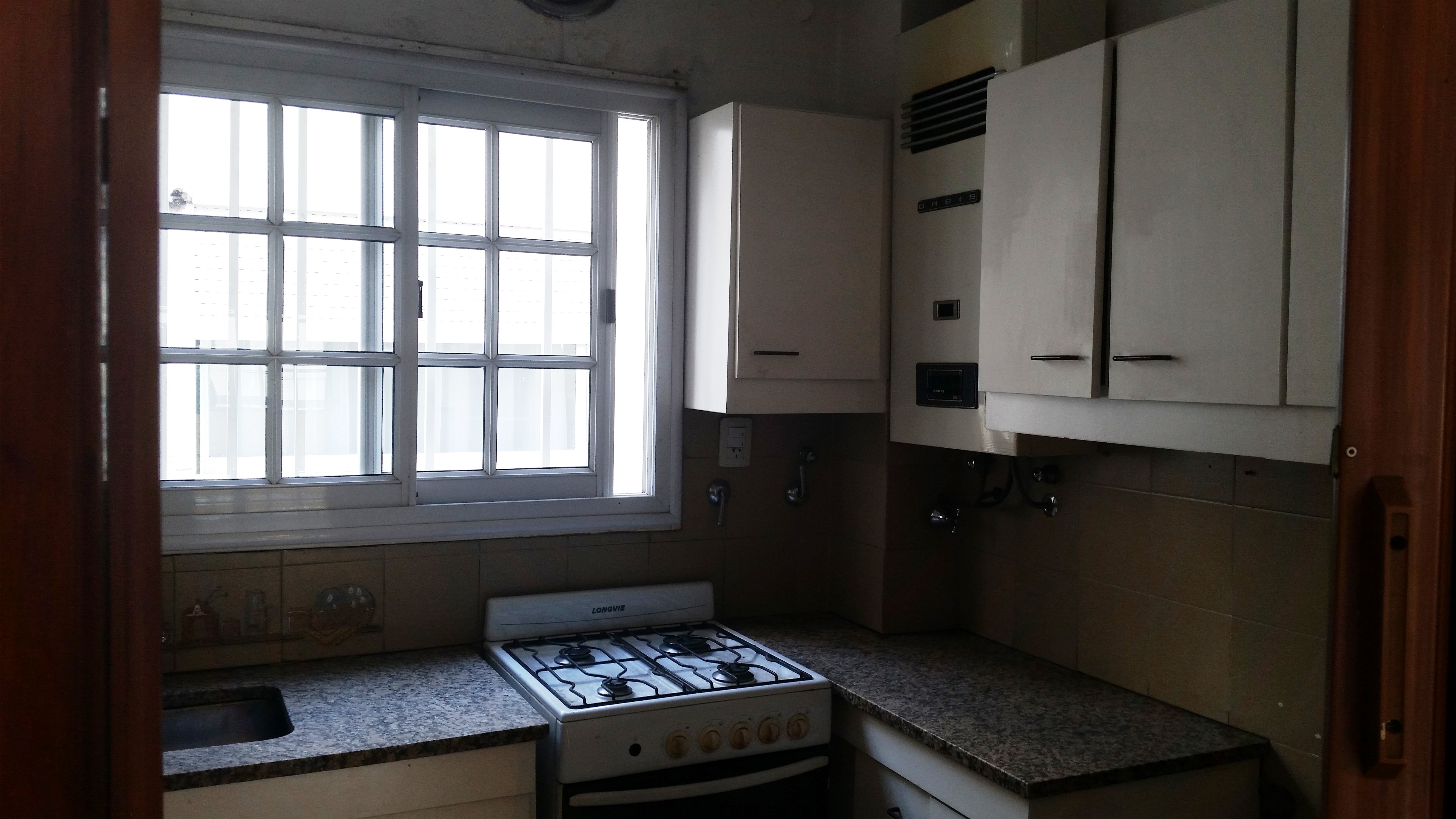 DEPTO 3 AMB. APTO CREDITO CON COCHERA Y BAULERA CENTRO DE SAN JUSTO 3º PISO X ESCALERA