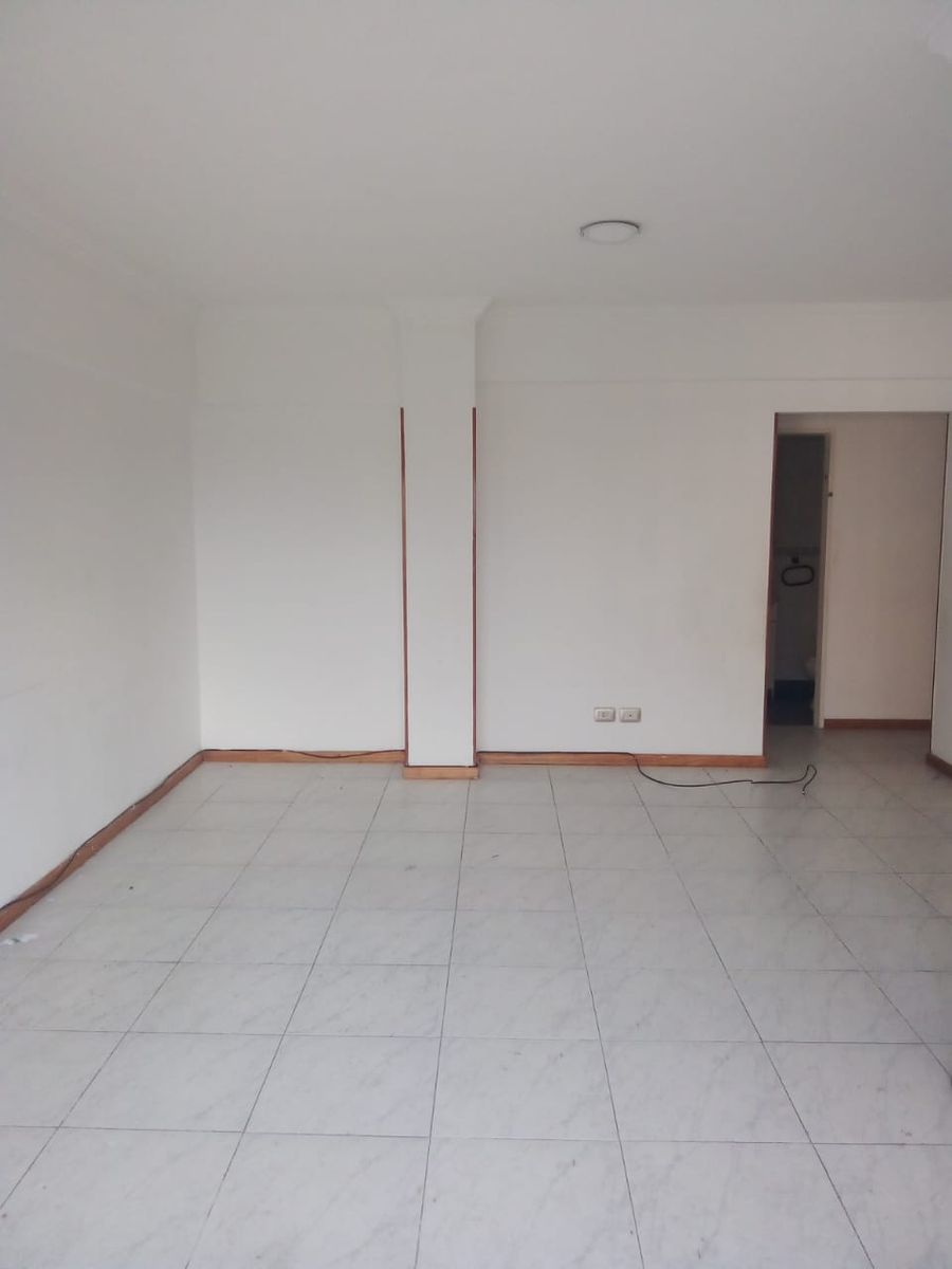 MERCEDES 390 · Floresta — foto 3