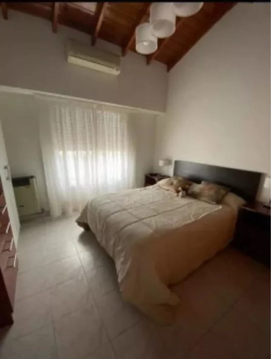 SANTA FE 1060 · Morón — foto 4