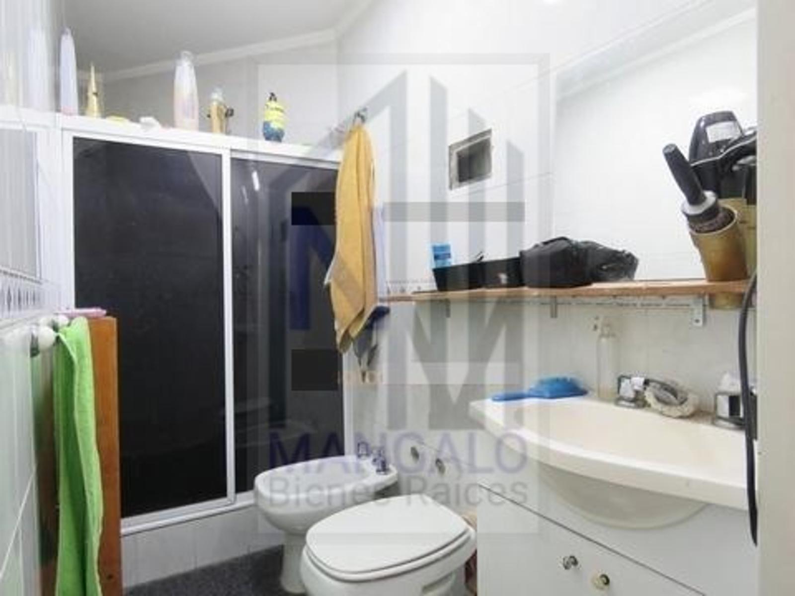 Ramon Falcon 4800 · Villa Luro — foto 10