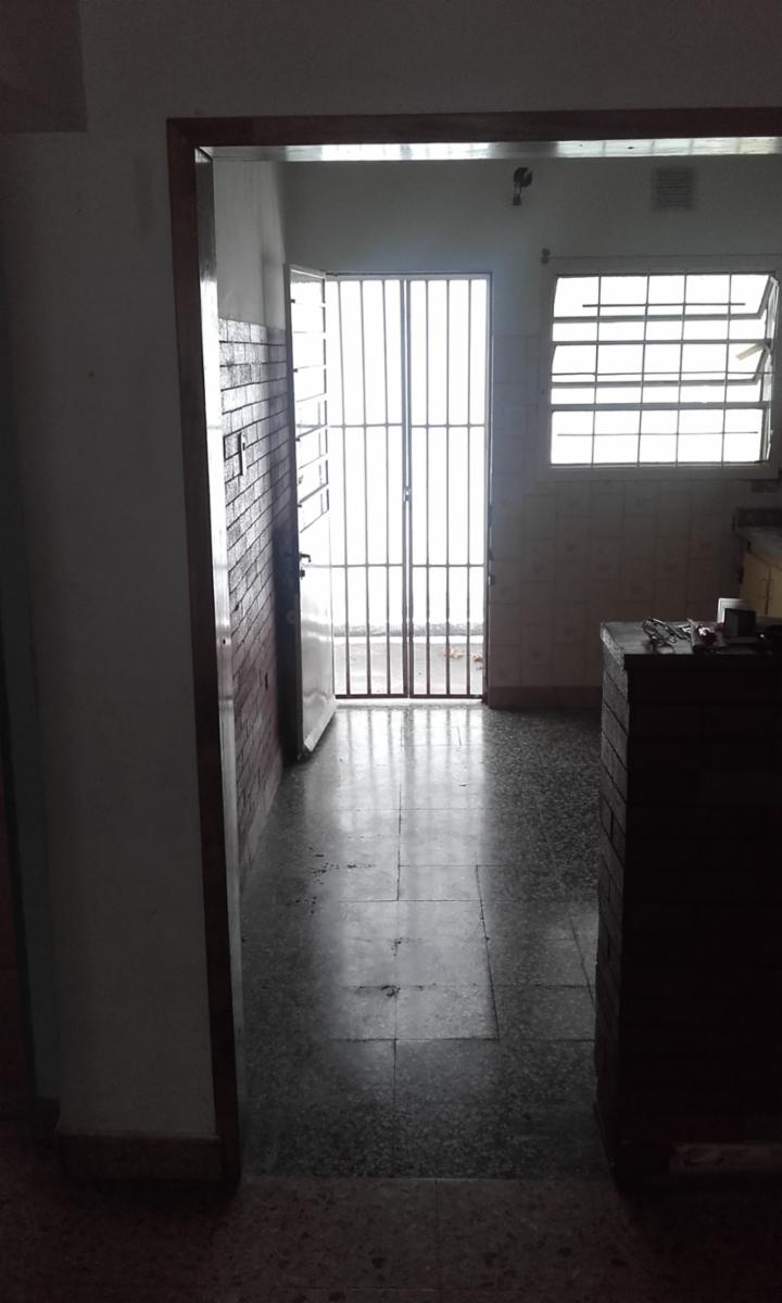 Udet 2550 · Tres De Febrero — foto 7