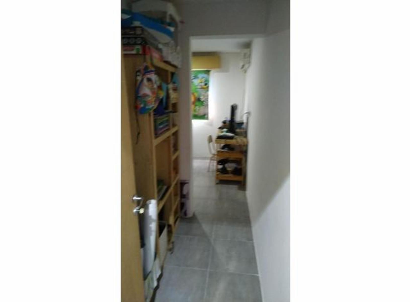 Fray Mamerto Esquiu 5120 · Tres De Febrero — foto 7