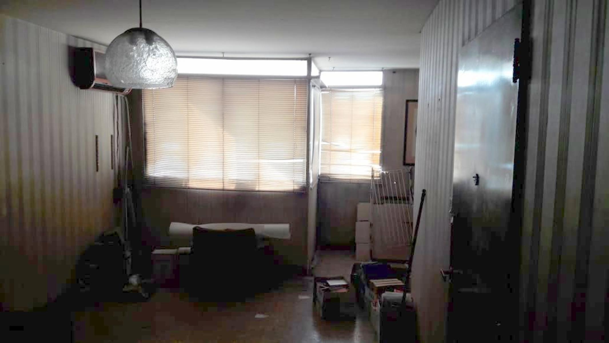AV RIVADAVIA 16284 4° 9 · Morón — foto 4