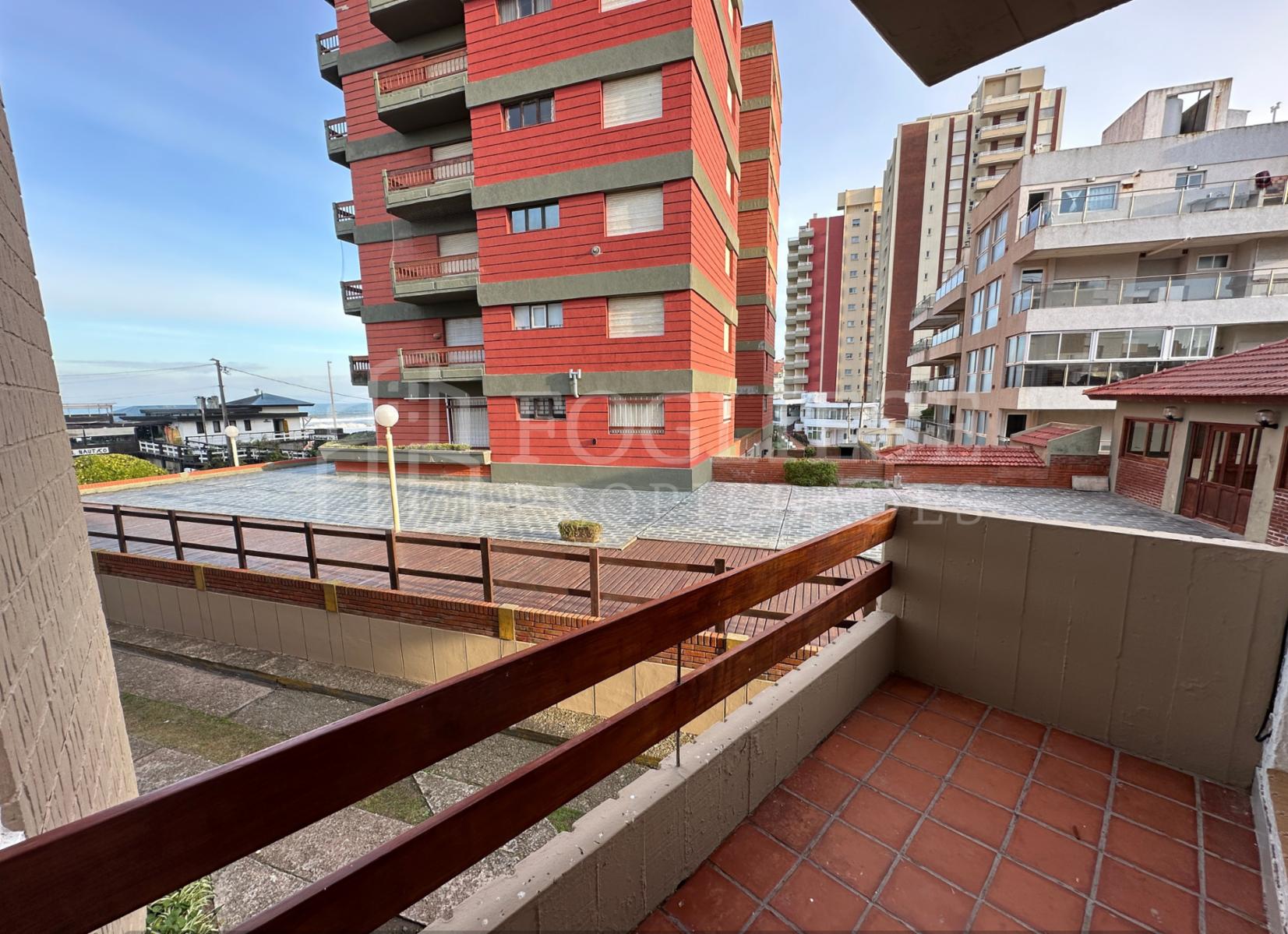 Avenida Buenos Aires y Costanera · Villa Gesell — foto 12