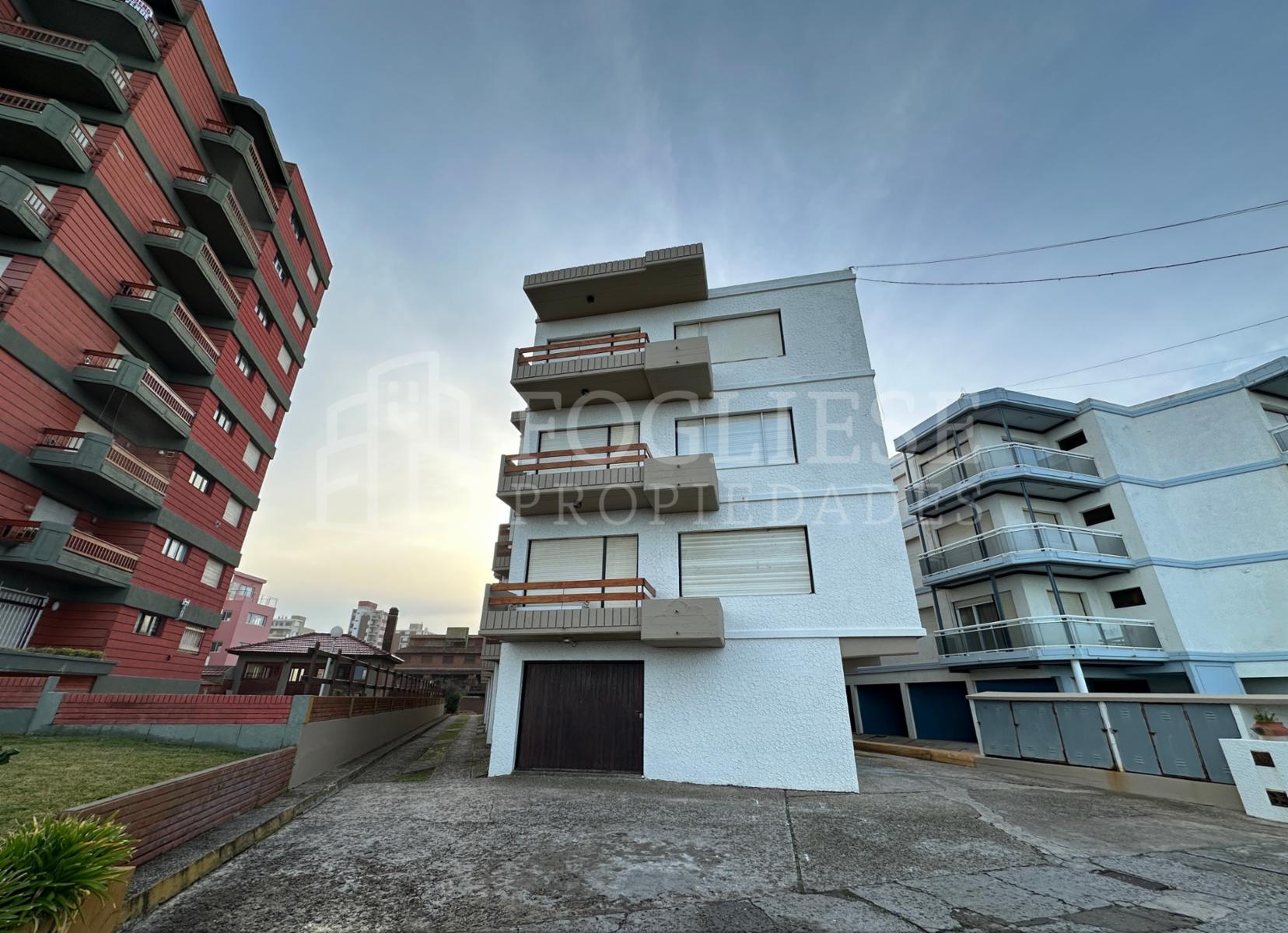 Avenida Buenos Aires y Costanera · Villa Gesell — foto 27