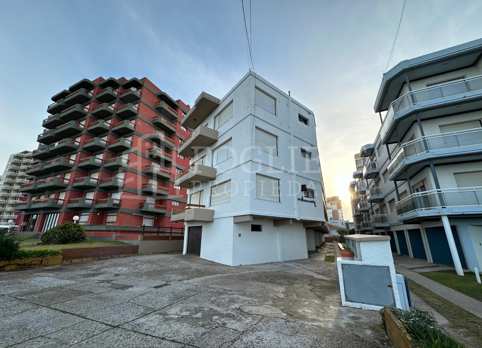 Avenida Buenos Aires y Costanera · Villa Gesell — foto 28