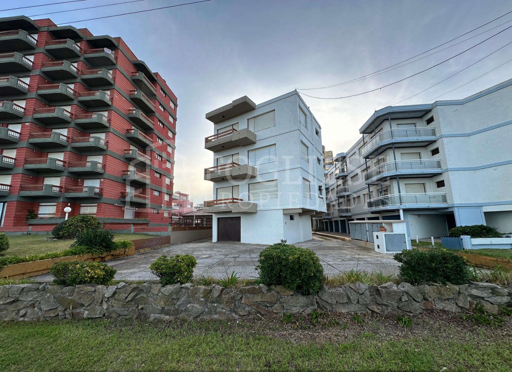 Avenida Buenos Aires y Costanera · Villa Gesell — foto 30