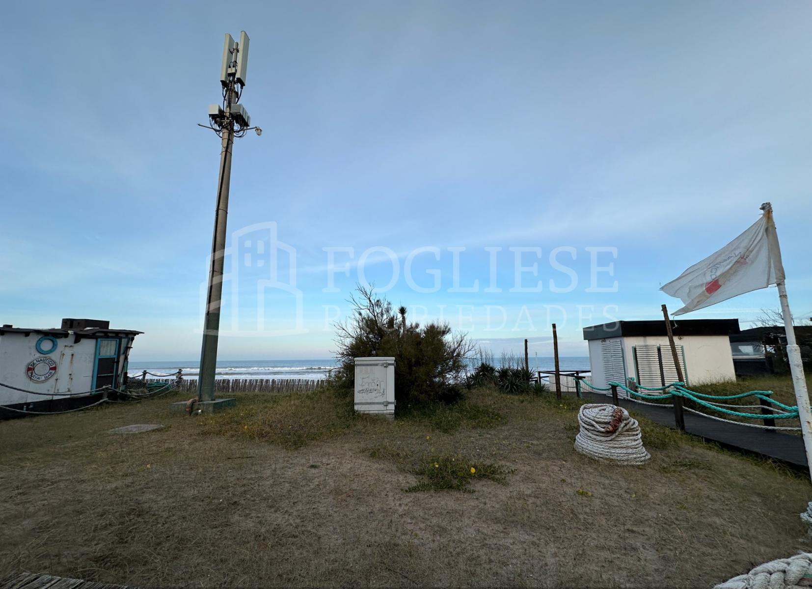Avenida Buenos Aires y Costanera · Villa Gesell — foto 31