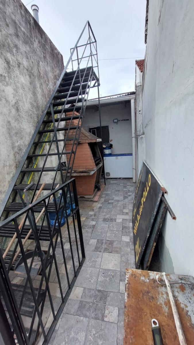CASA AMERICANA DE 3 AMBIENTES MORON SUR // NUEVO VALOR -APTO CREDITO