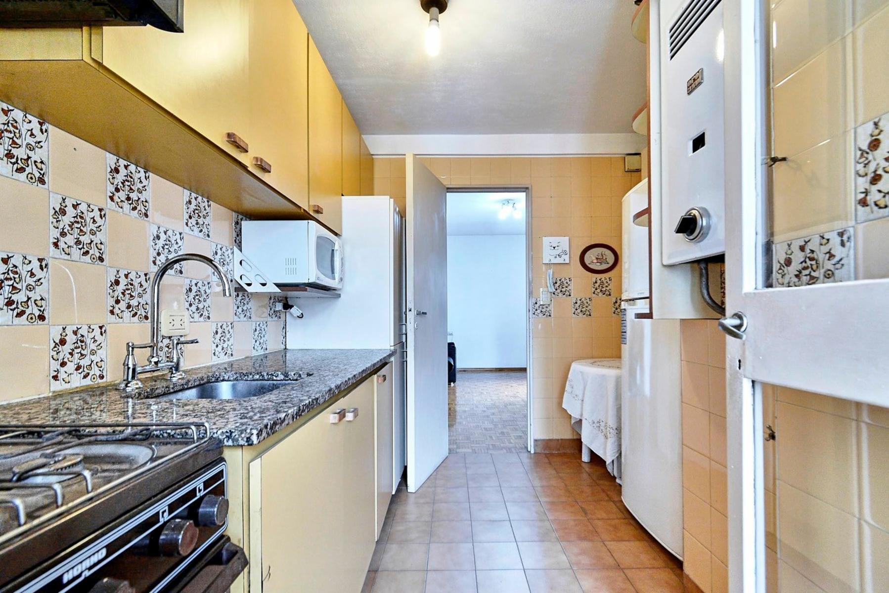 Peron 3500 · Almagro — foto 11