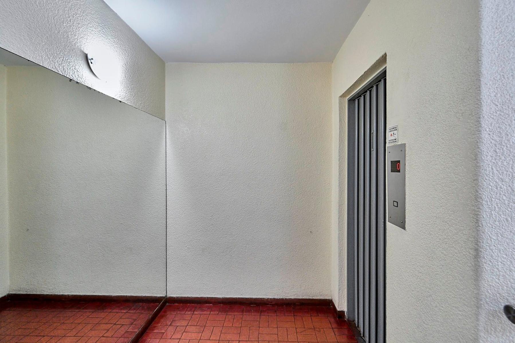 Peron 3500 · Almagro — foto 18
