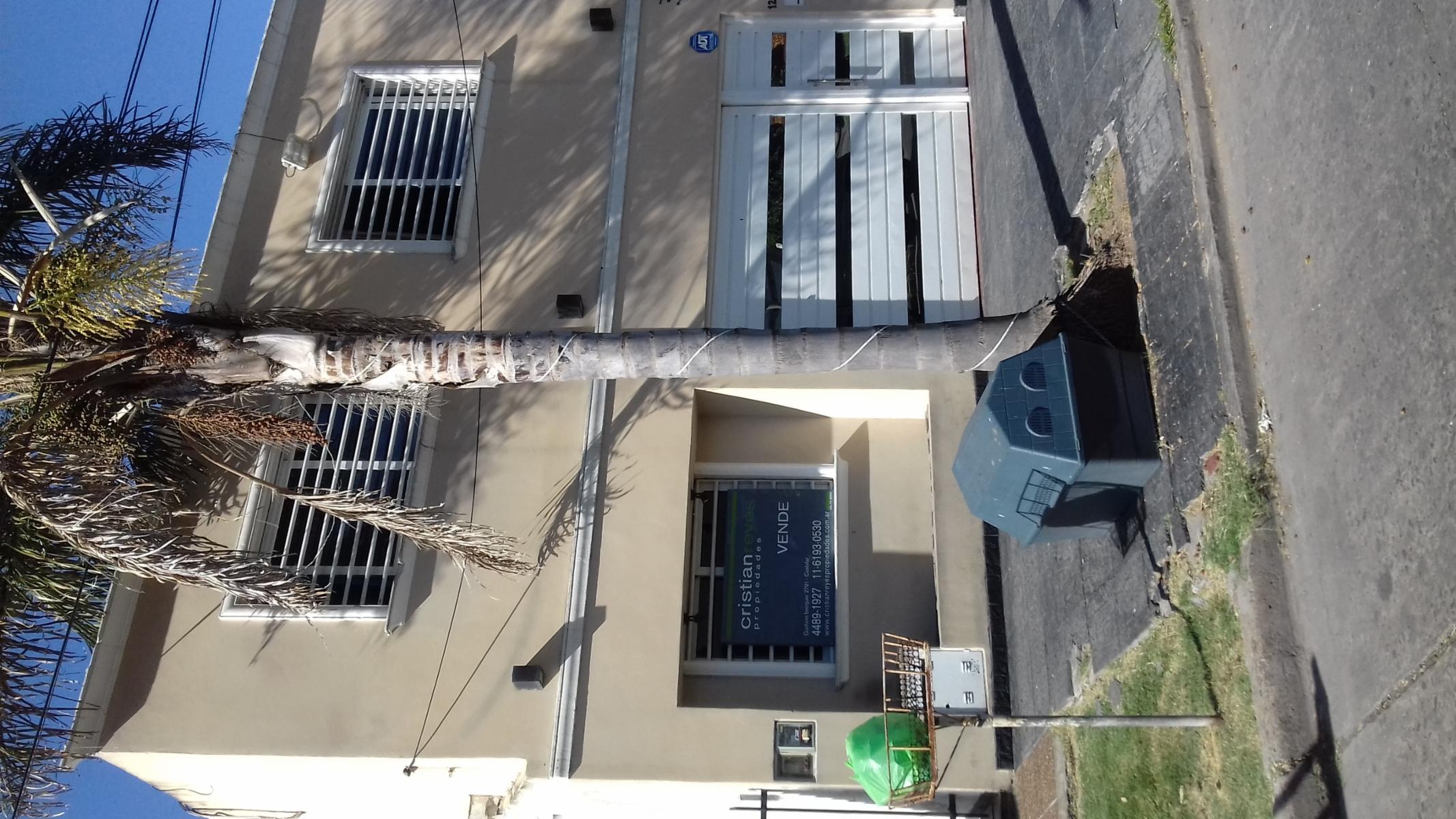 Juan Josè Castaños 1200 · Morón — foto 3