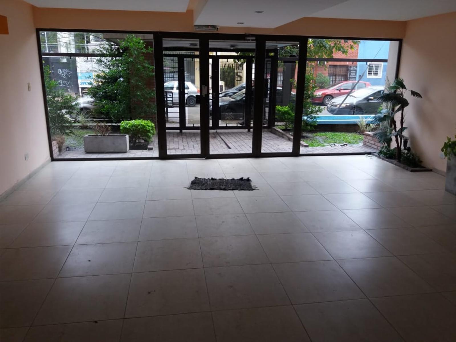 BROWN al 200 · Morón — foto 15