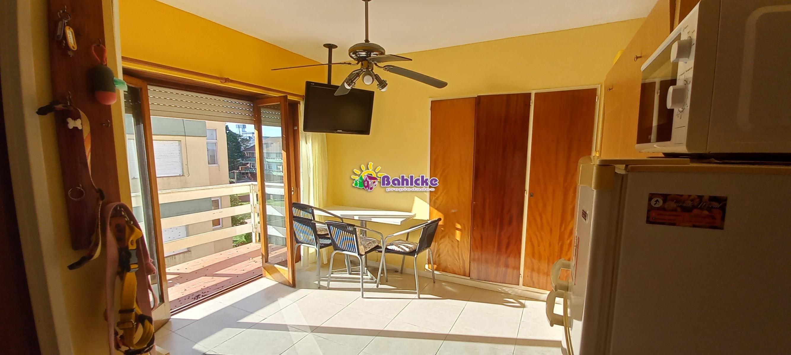 Paseo 146 entre costanera y avenida 1 · Villa Gesell — foto 3