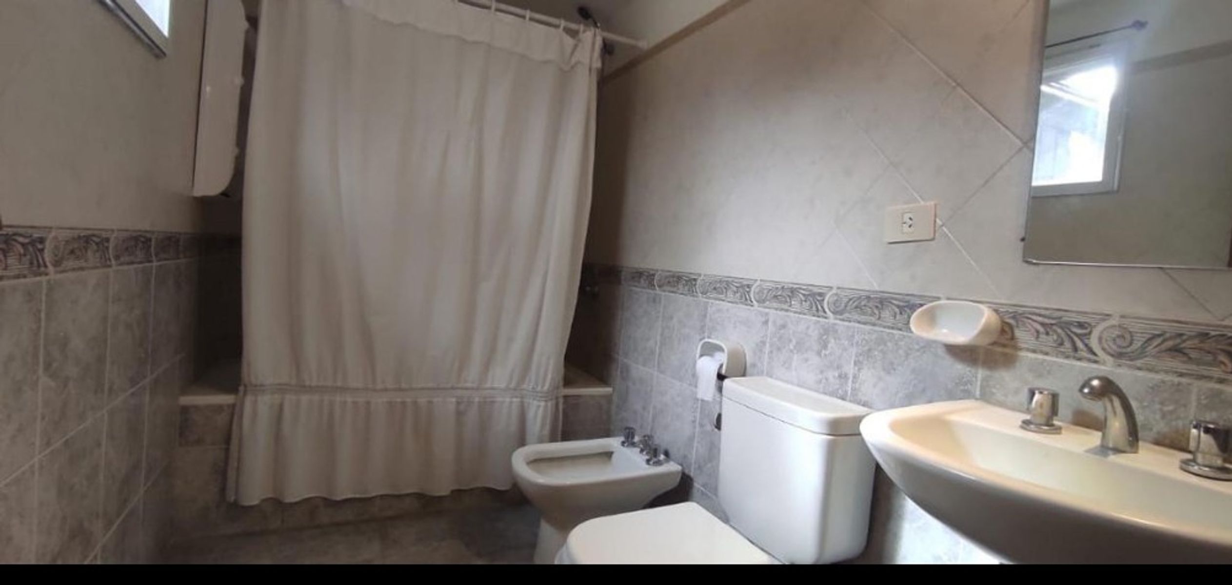 Barrio Echeverria del lago · Esteban Echeverría — foto 4