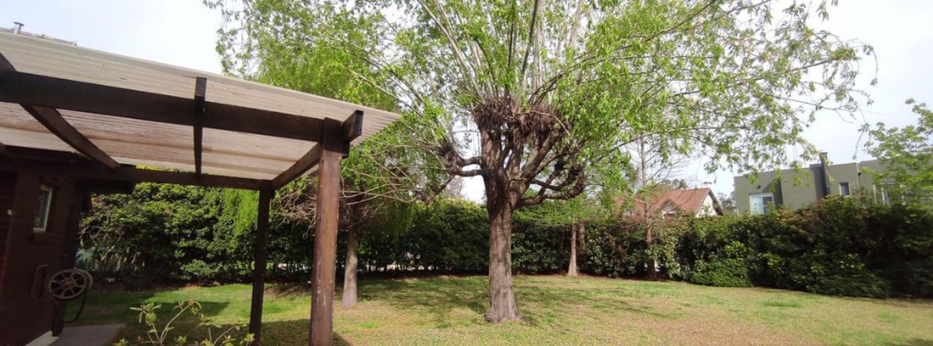 Barrio Echeverria del lago · Esteban Echeverría — foto 5
