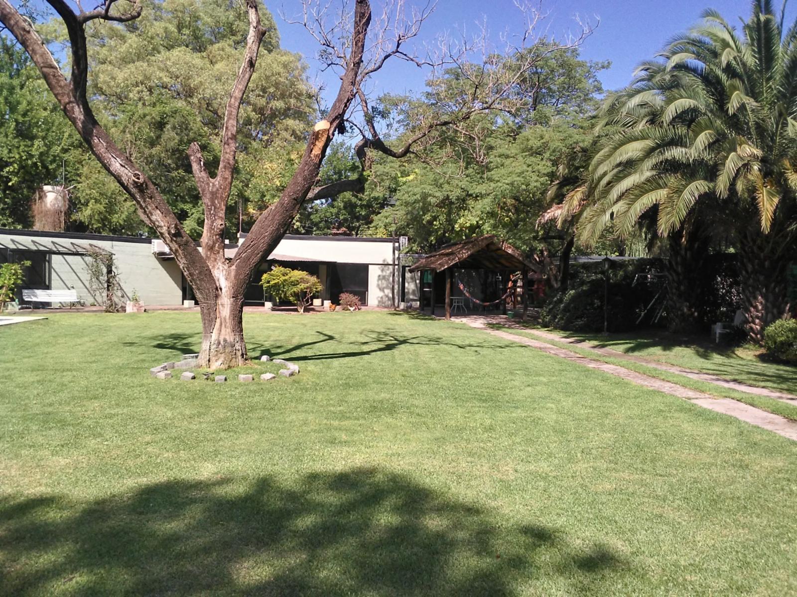 Del Malambo Y F. Leloir · Ituzaingó — foto 11