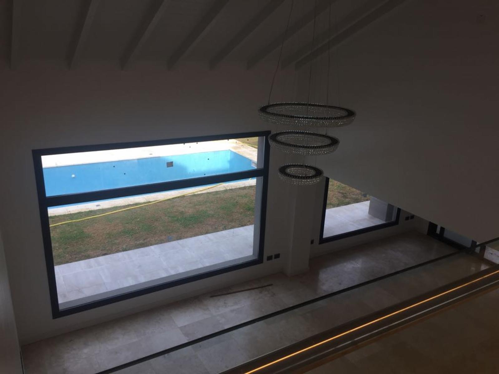 Martin Brion · Pilar — foto 9