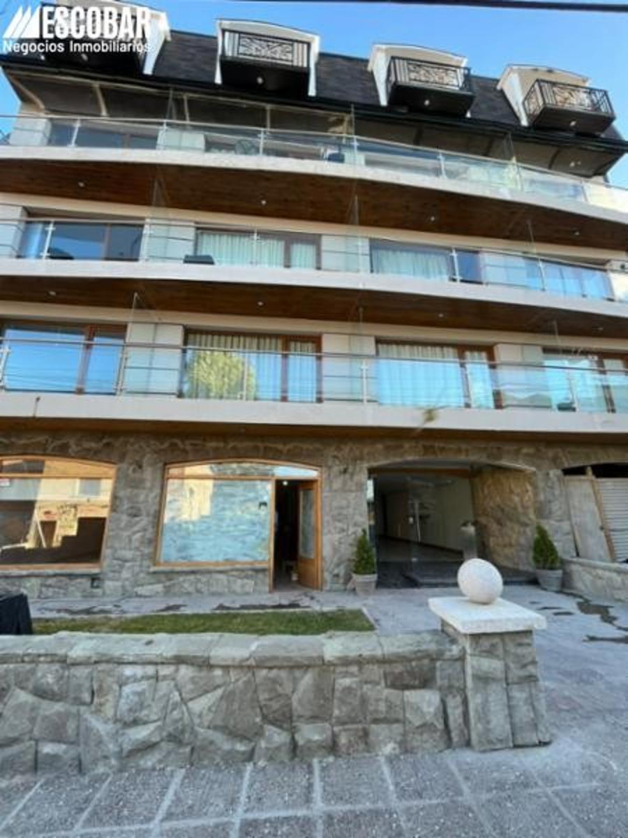 Hermosa oficina de 55 m2 sobre calle Salta