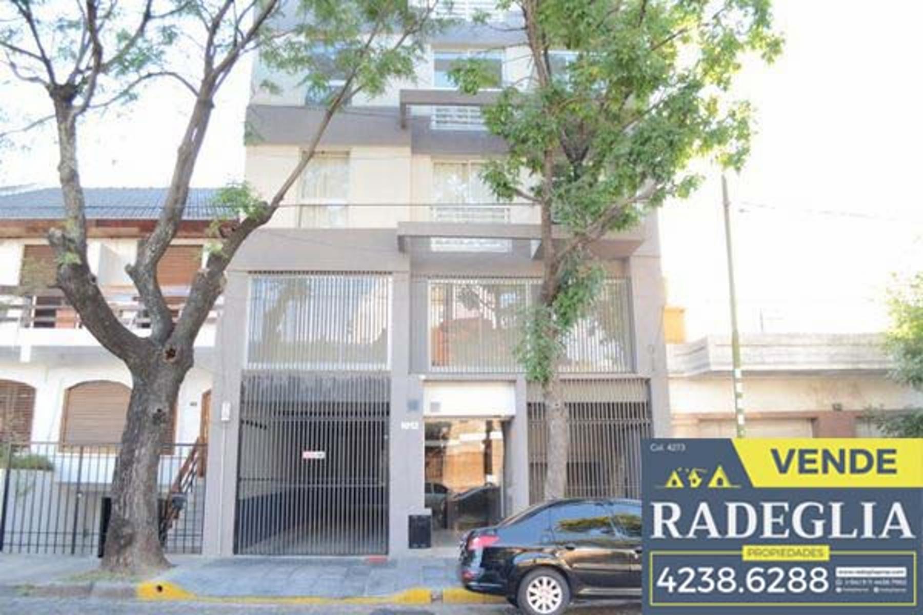Venta Departamento en Flores CABA Caracas 1012