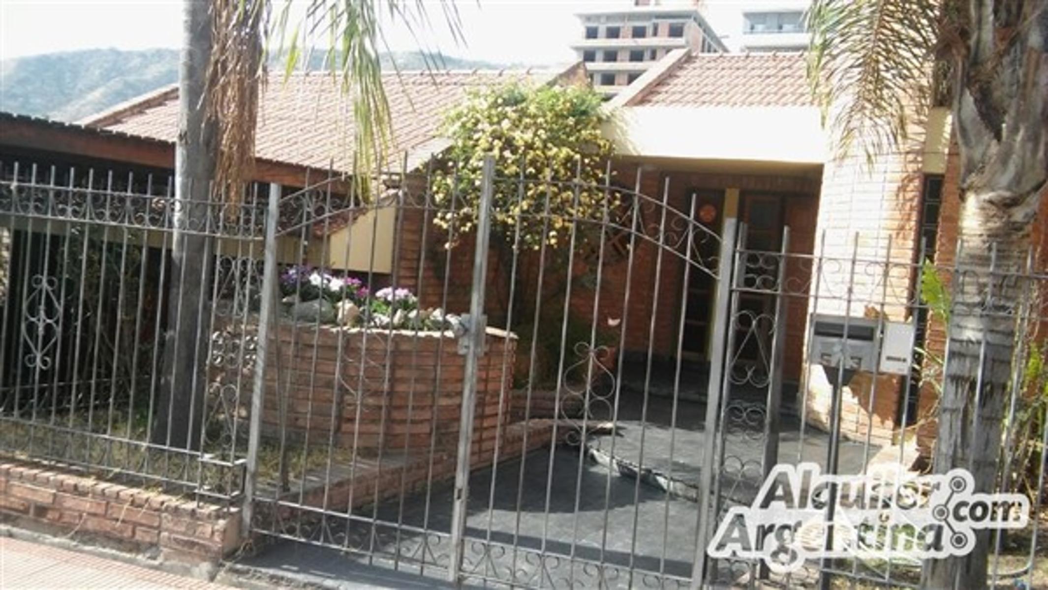 A 4 CUADRAS DE PLENO CENTRO. CALLE AVELLANEDA · Punilla — foto 19