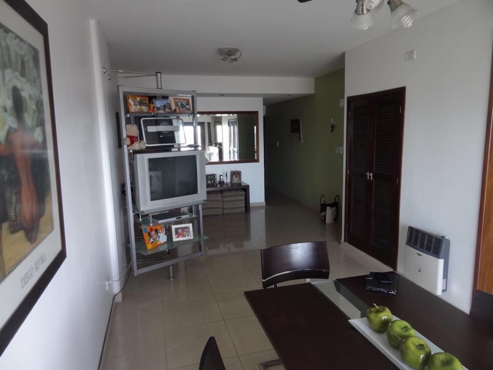 Excelente Triplex de 4 ambientes en 2º y 3º Piso, Mar del Plata, con vista al mar en playa Alfonsina.