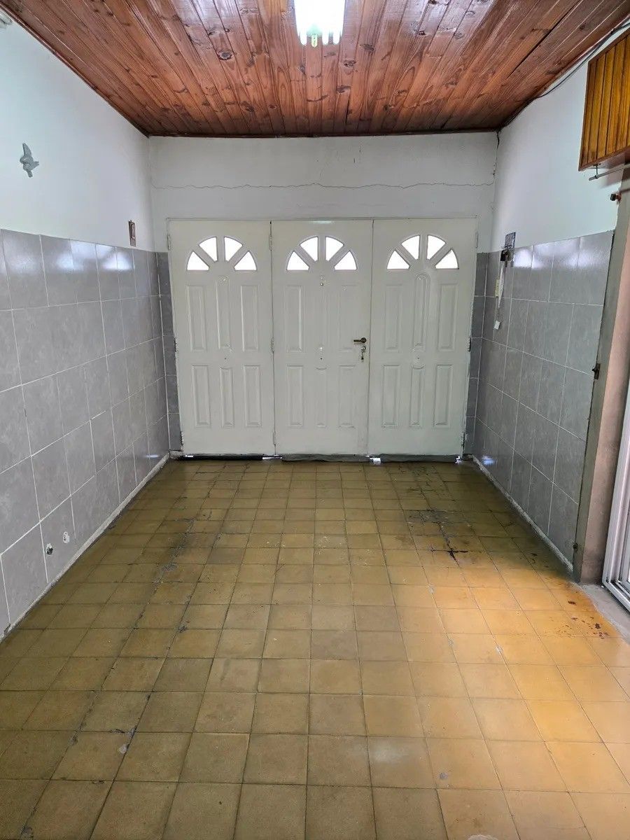 LEOPOLDO LUGONES 750 · Morón — foto 23