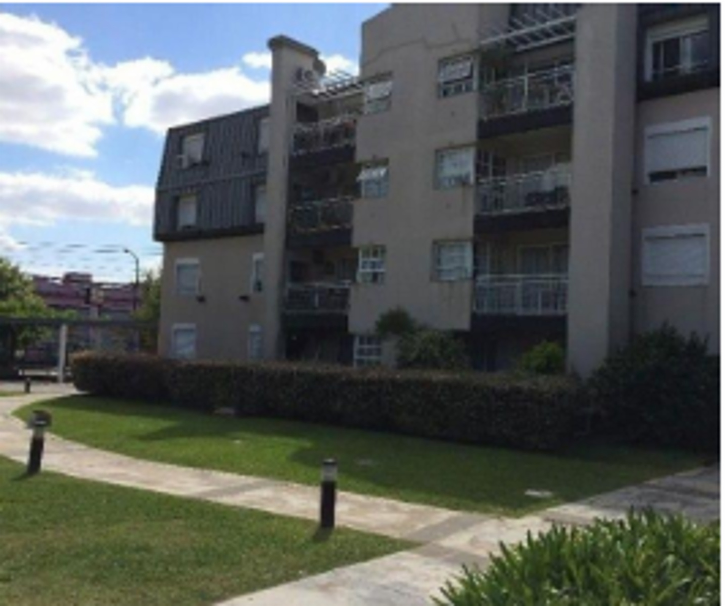 OLIDEN 1100 · Lomas De Zamora — foto 3