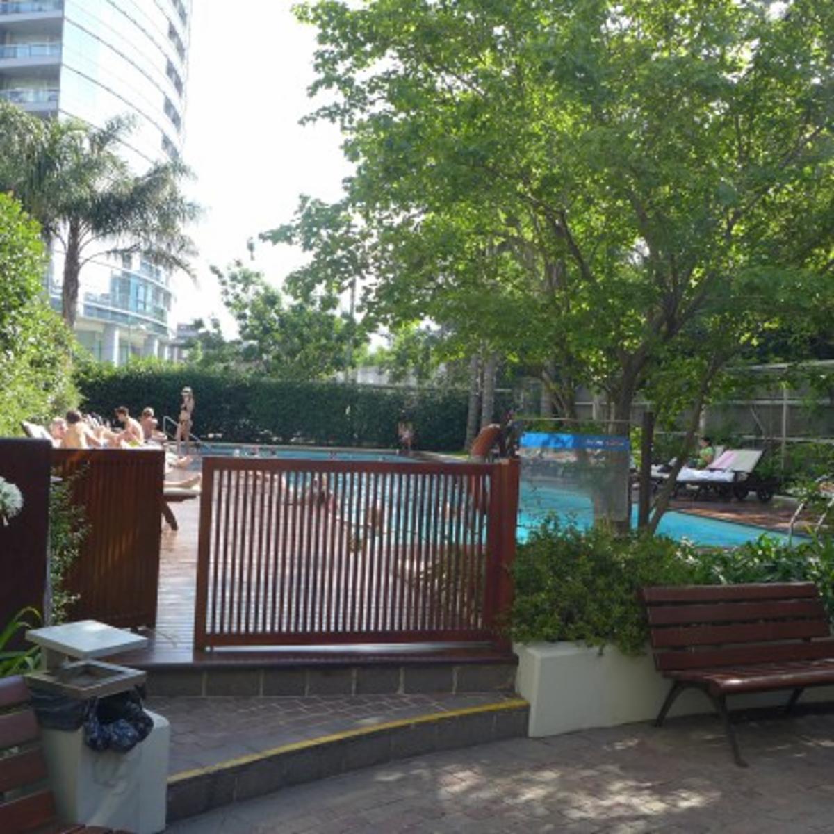 EXCLUSIVO DEPT 4 AMB, COCHERA Y DOS BAULERAS QUARTIER SINCLAIR PISO ALTO VISTA AL RIO U$S630.000