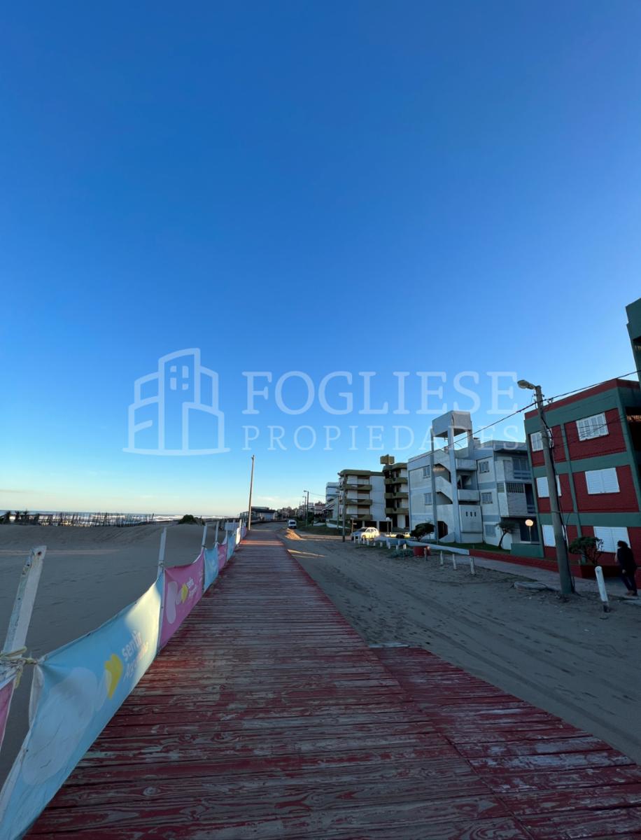 Costanera entre Paseos 115 y 116 · Villa Gesell — foto 12