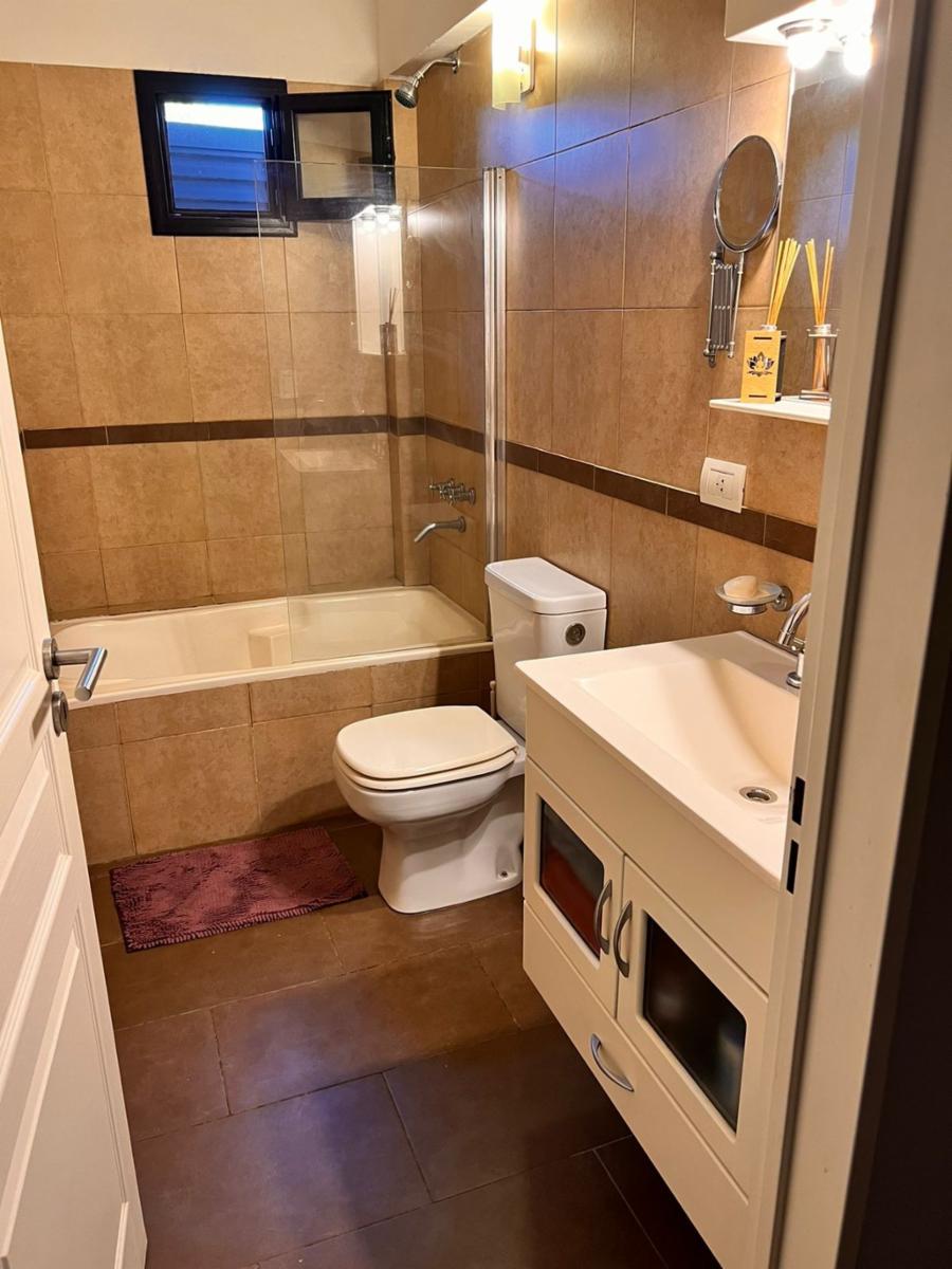 Cacique Catriel 970 · Morón — foto 6
