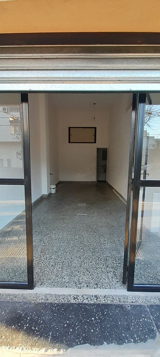 SAN LORENZO 1041 · Tres De Febrero — foto 4