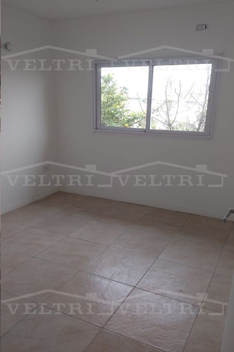 VILLA MADERO DEPTO 3 AMBIENTES EN 1° PISO