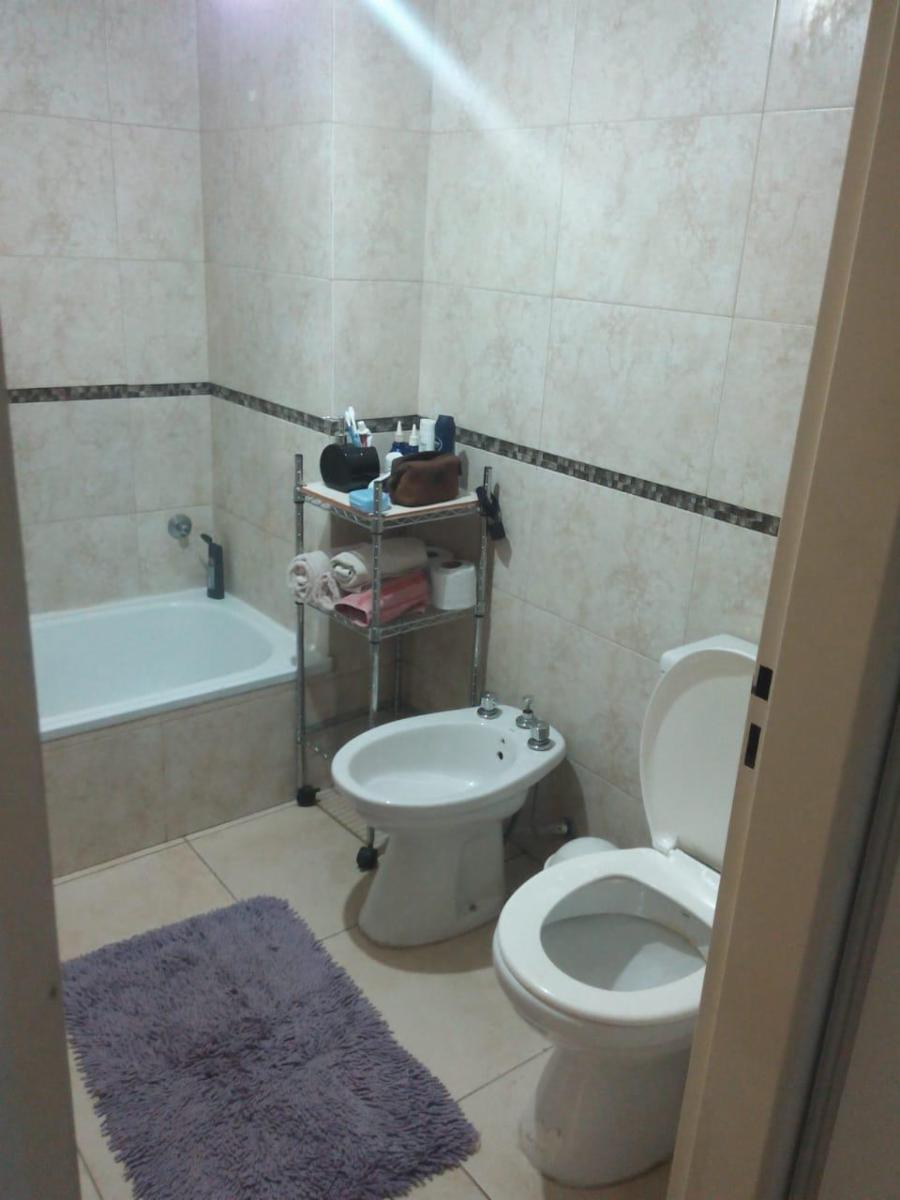 Sucre 370 · Morón — foto 3