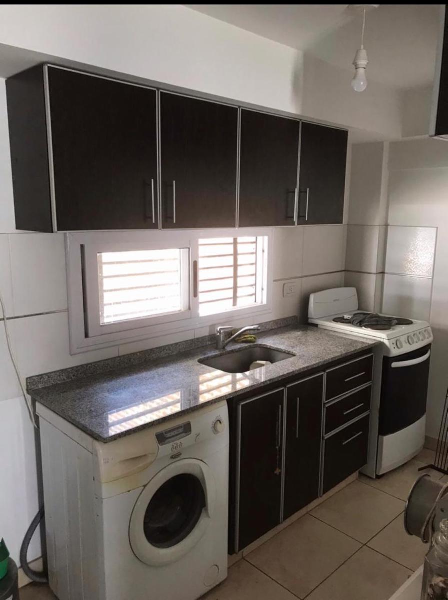Sucre 370 · Morón — foto 5