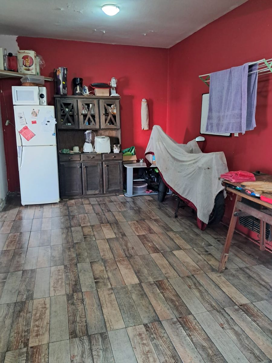 CACIQUE NAMUNCURA  N°  556 · Morón — foto 11