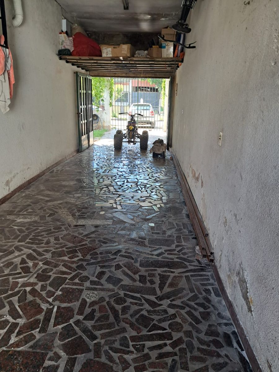 CACIQUE NAMUNCURA  N°  556 · Morón — foto 3