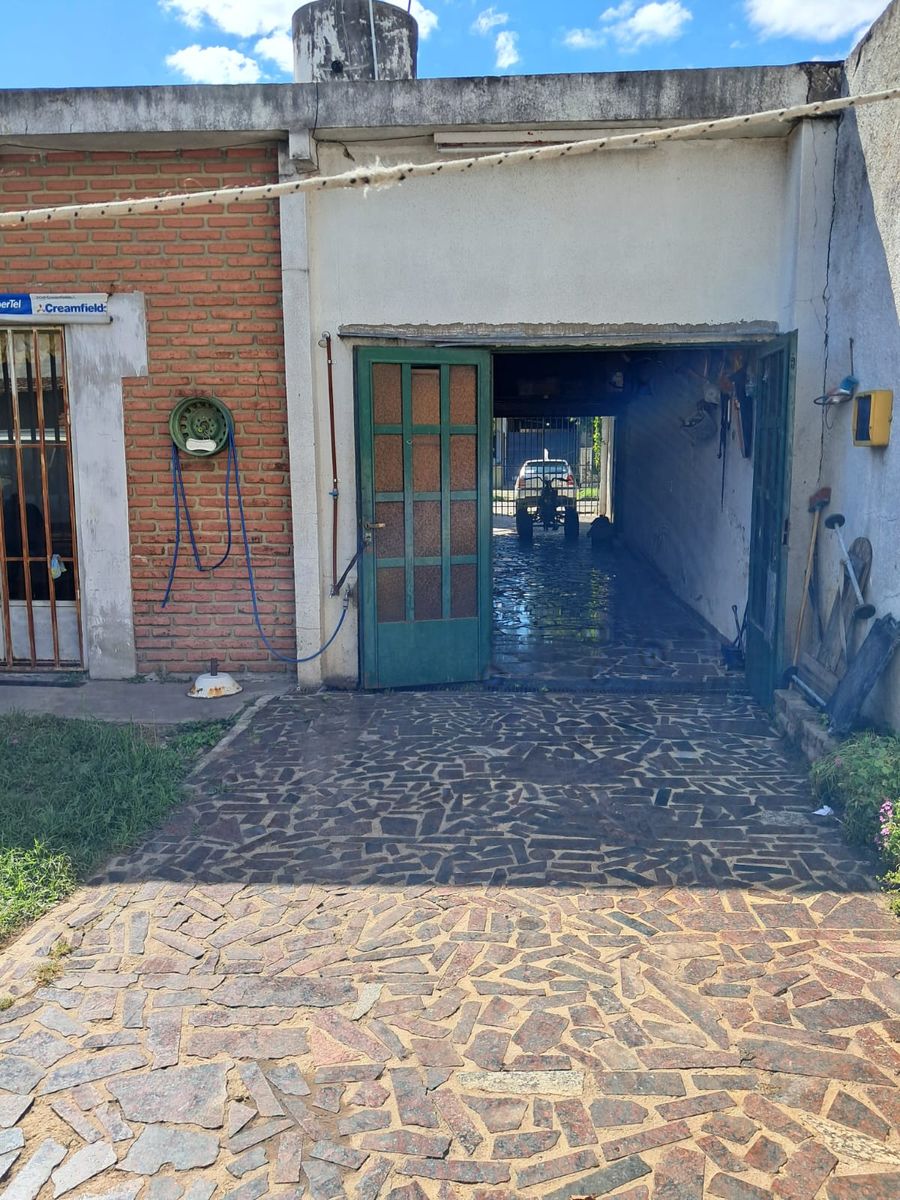 CACIQUE NAMUNCURA  N°  556 · Morón — foto 6