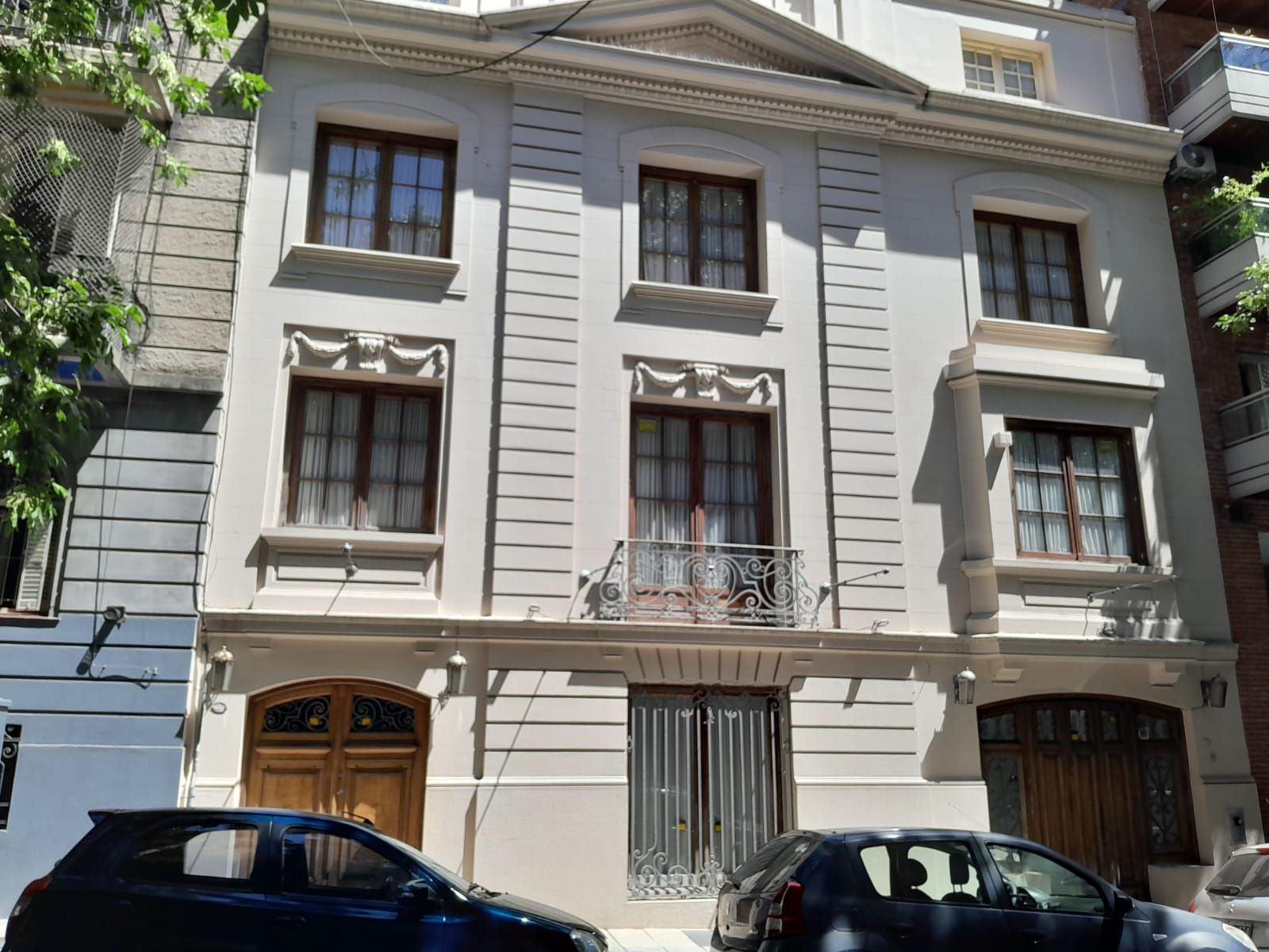 Edificio corporativo, 540m2 en 4 plantas. Barrancas de Belgrano