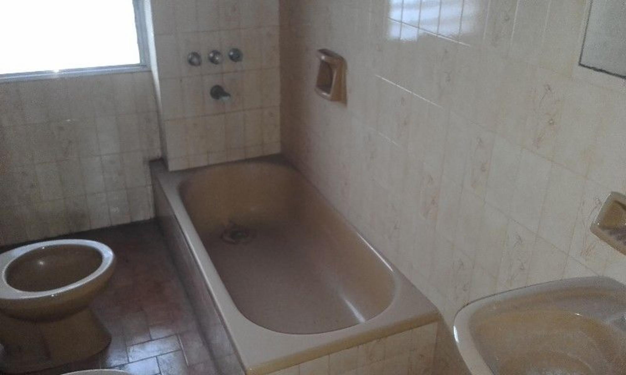 Alberti 1200 · Ituzaingó — foto 4