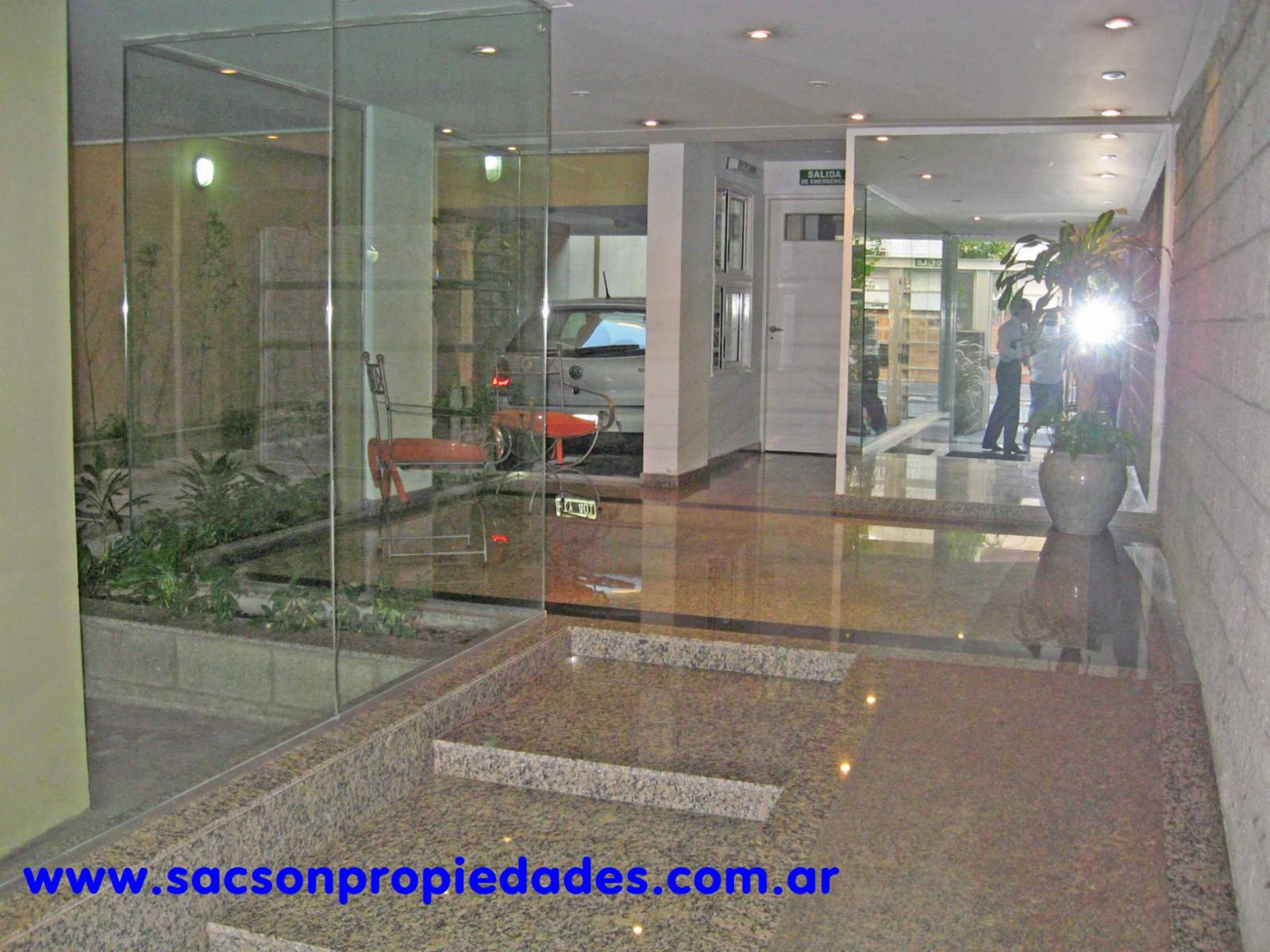 9 DE JULIO al 600 · Morón — foto 3