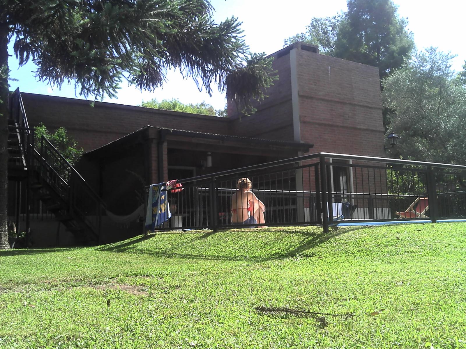 CASEROS Y ESTRADA · General Rodriguez — foto 9