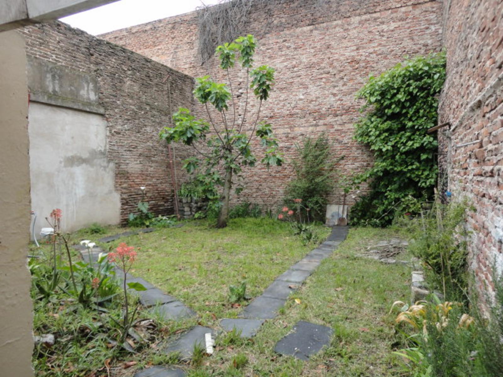 Alvarez Thomas · Lomas De Zamora — foto 3