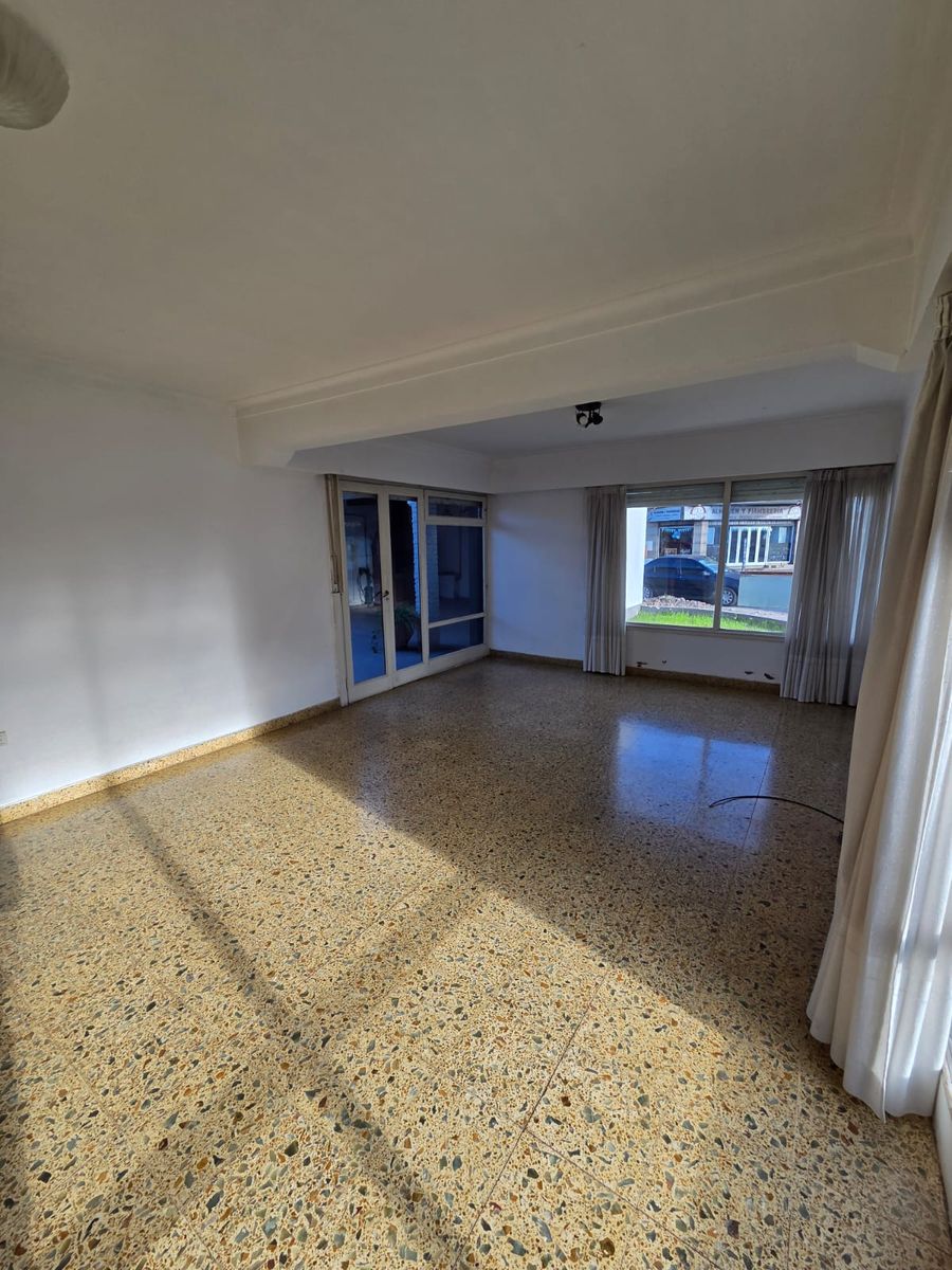 Undiano 888 · Bahia Blanca — foto 4