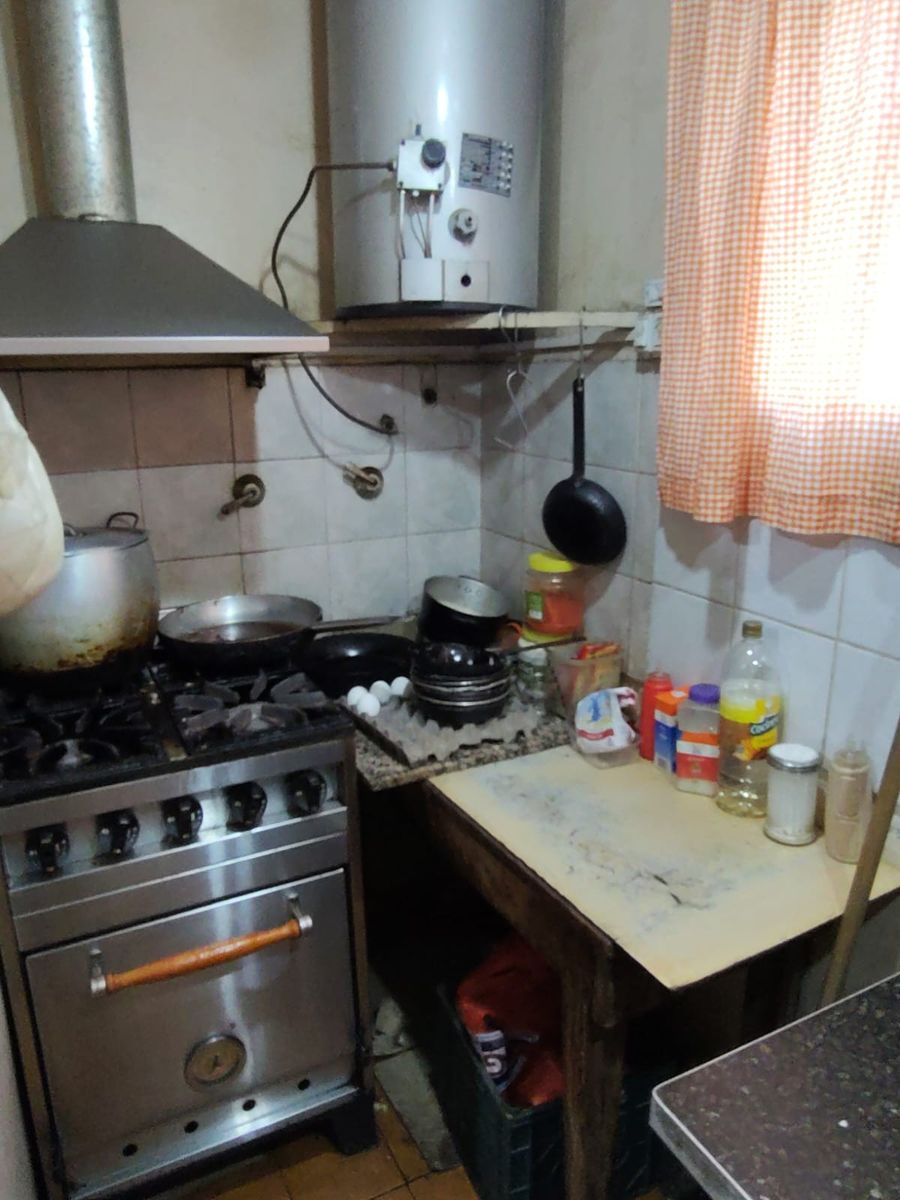 Aguero 898 · Morón — foto 21