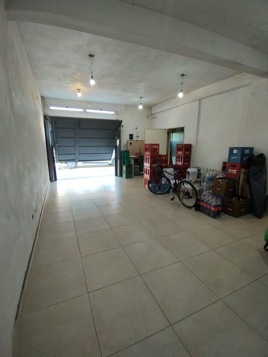 Aguero 898 · Morón — foto 6
