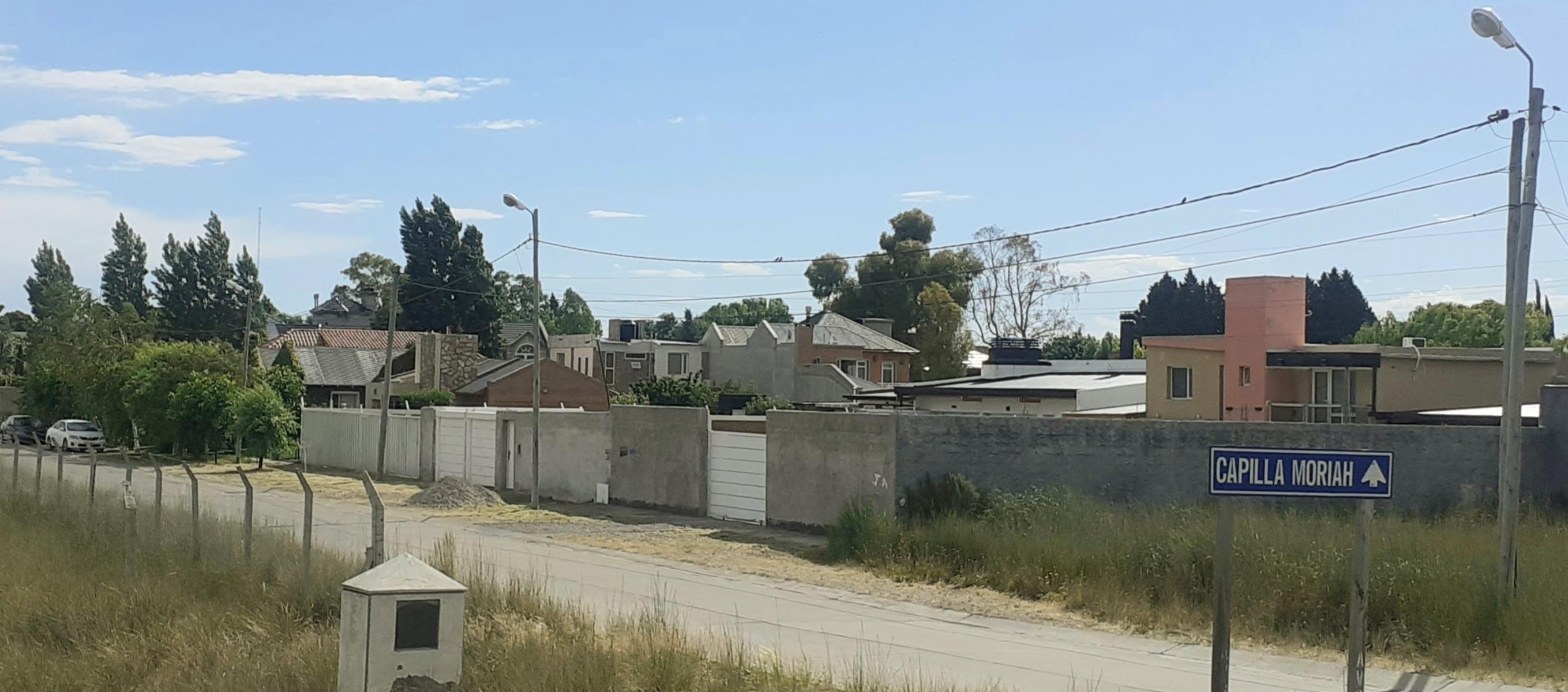 Avenida H.  Yrigoyen y calle Moriah · Rawson — foto 7
