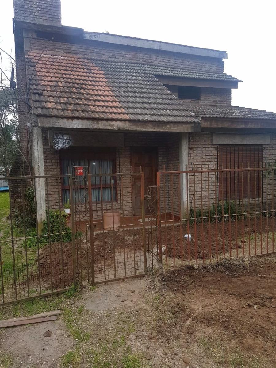 Casa 4 Ambientes En Venta - La Reja, Moreno