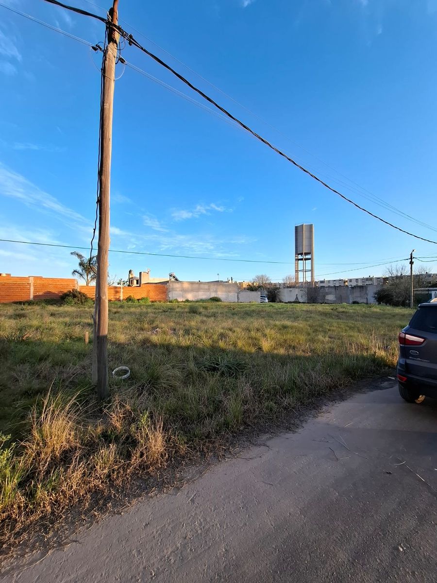 IRAOLA · Almirante Brown — foto 3