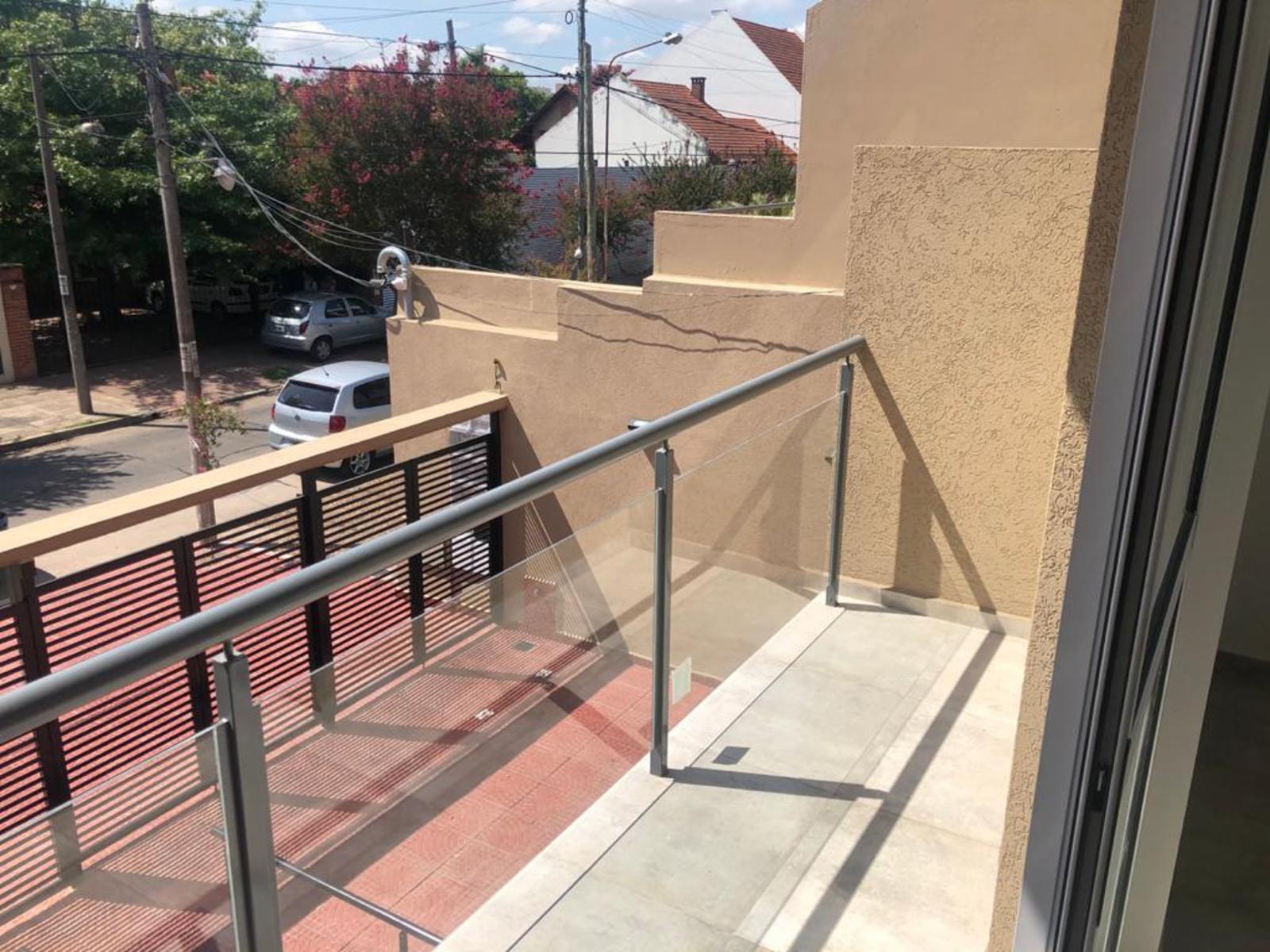 Alvear 1023 1º A · La Matanza — foto 12